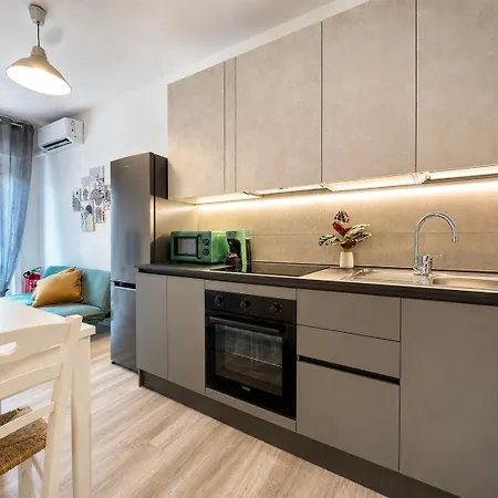 Modern - Business & Comfort - * بادوفا